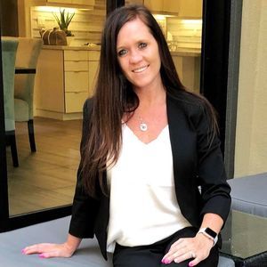 Meet your Posher, Shari